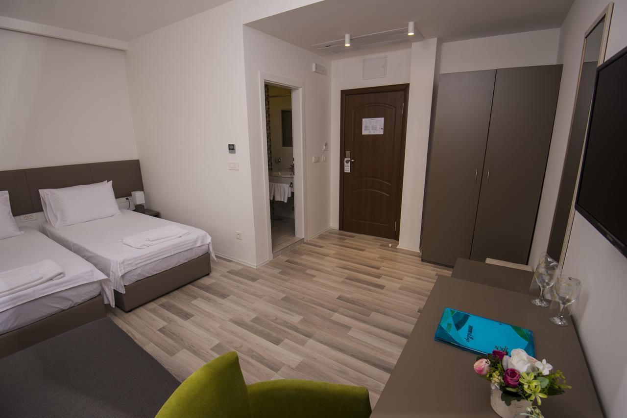 Hotel Village Ohrid Bagian luar foto