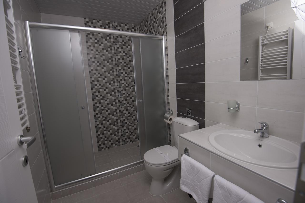 Hotel Village Ohrid Bagian luar foto